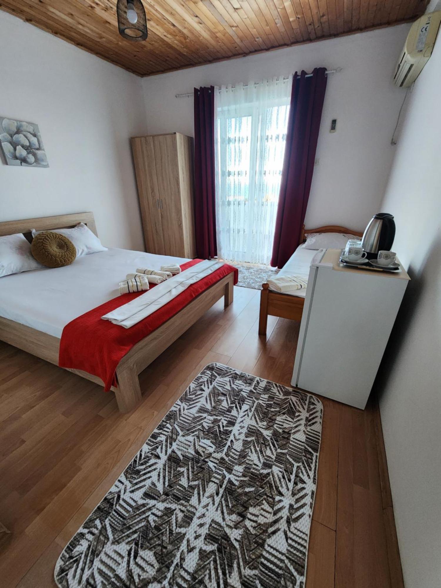 Adriatic Sea View Rooms Ulcinj Exterior photo
